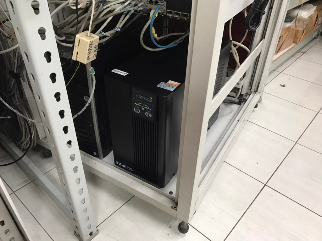 泓統資訊-伊頓飛瑞C-3000F 3KVA On-Line在線式UPS不斷電系統安裝